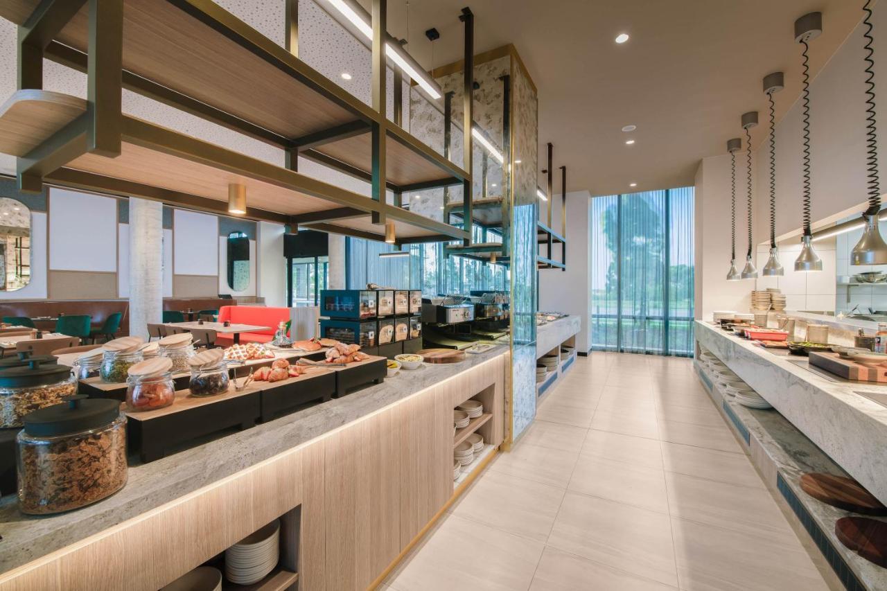 Mantra Melbourne Epping Hotel Exterior photo