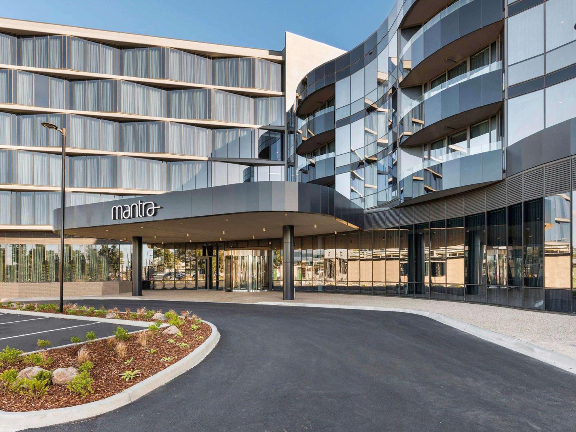 Mantra Melbourne Epping Hotel Exterior photo